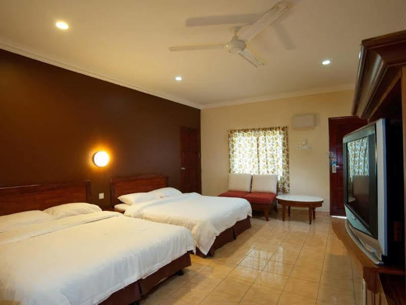 Malibest Resort Pantai Cenang  Exterior photo
